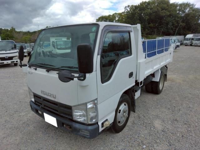 ISUZU ELF 2012