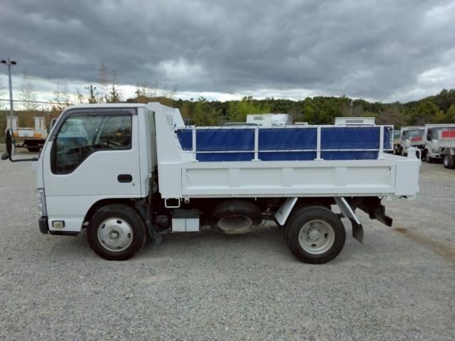 ISUZU ELF 2012