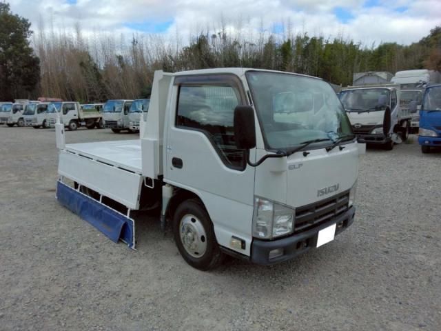 ISUZU ELF 2012
