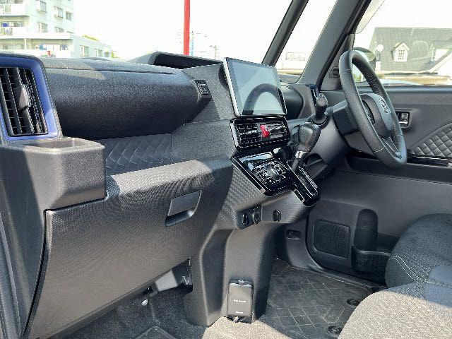 DAIHATSU TANTO CUSTOM 2021