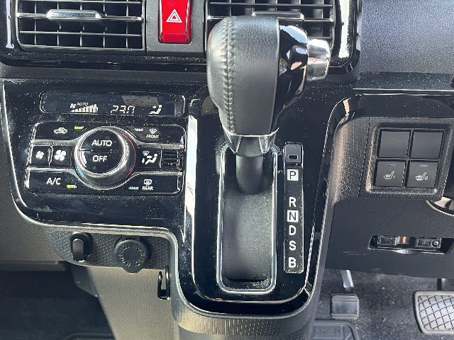 DAIHATSU TANTO CUSTOM 2021