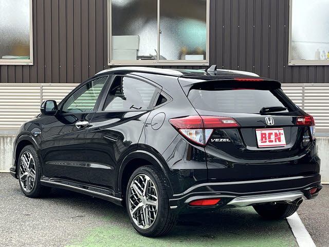HONDA VEZEL HYBRID 2014