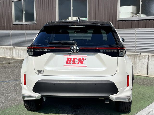 TOYOTA YARIS CROSS 2020