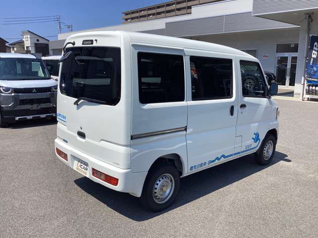 MITSUBISHI MINICAB-MiEV 2022