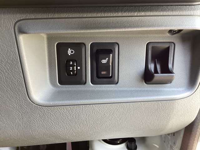 MITSUBISHI MINICAB-MiEV 2022