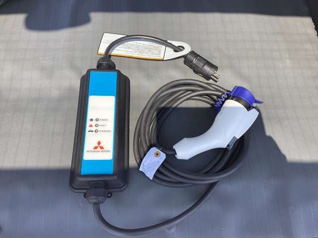 MITSUBISHI MINICAB-MiEV 2022