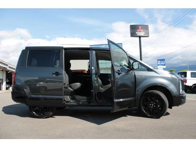 MITSUBISHI DELICA D:5 4WD 2025