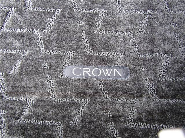 TOYOTA CROWN MAJESTA 2000