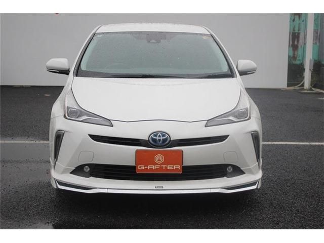 TOYOTA PRIUS 2019