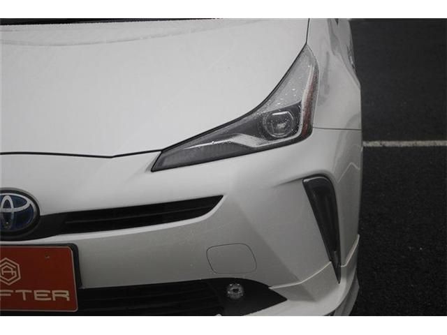 TOYOTA PRIUS 2019