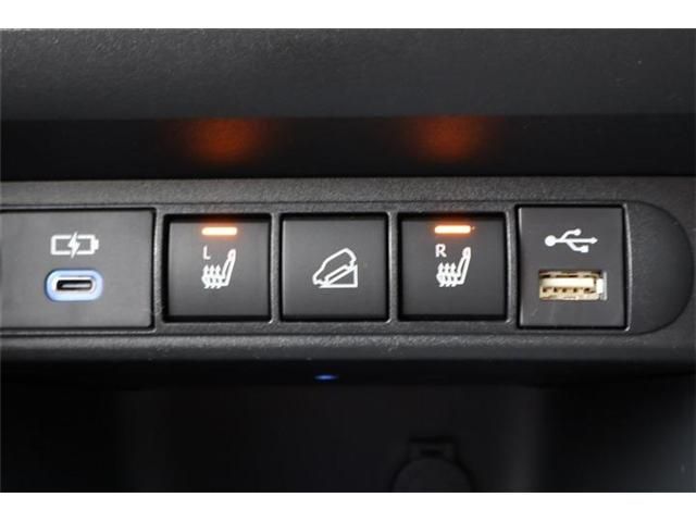 TOYOTA YARIS CROSS HYBRID 2023