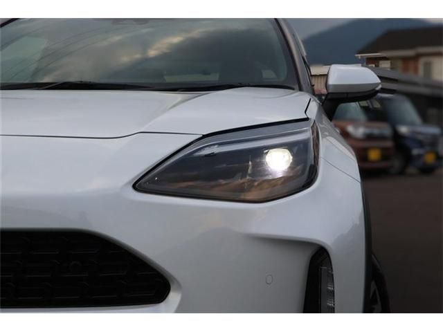 TOYOTA YARIS CROSS HYBRID 2023