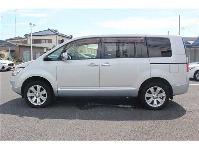 MITSUBISHI DELICA D:5 4WD 2016