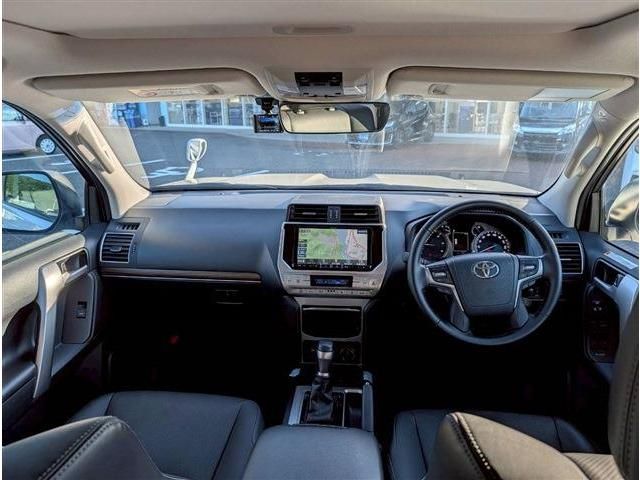 TOYOTA LANDCRUISER PRADO 2023