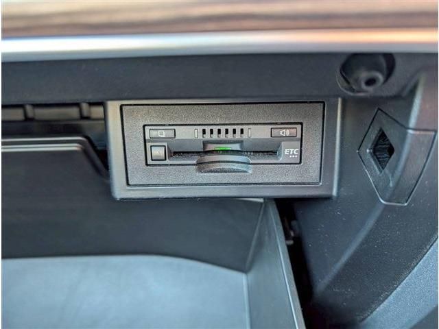 TOYOTA LANDCRUISER PRADO 2023