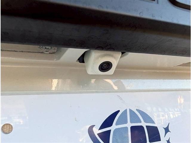 TOYOTA LANDCRUISER PRADO 2023