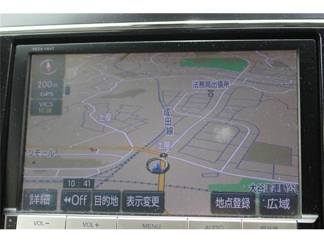 TOYOTA PRIUS Alpha 2015