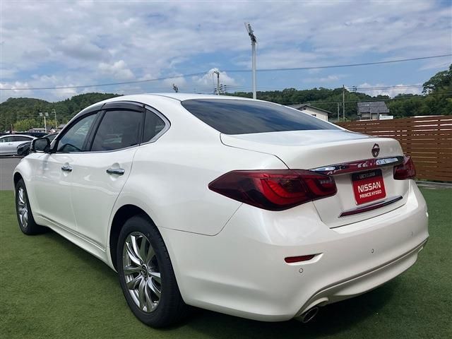 NISSAN FUGA 4WD 2021