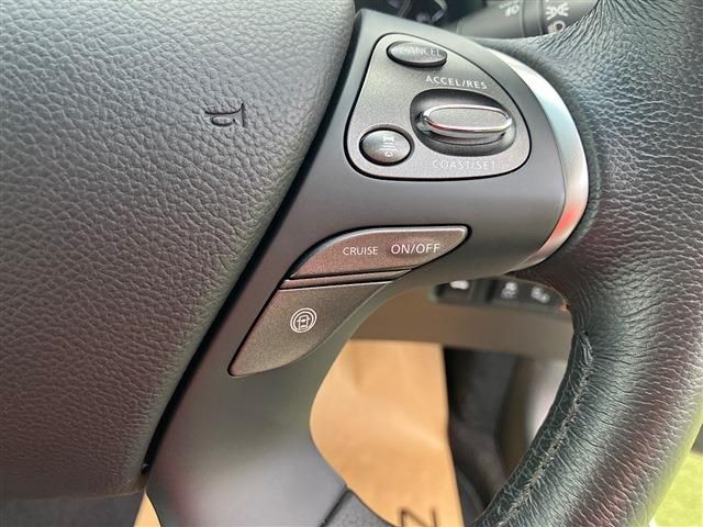 NISSAN FUGA 4WD 2021