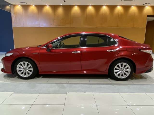 TOYOTA CAMRY HYBRID 2017