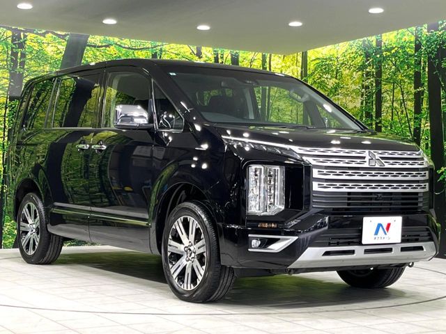 MITSUBISHI DELICA D:5 4WD 2024