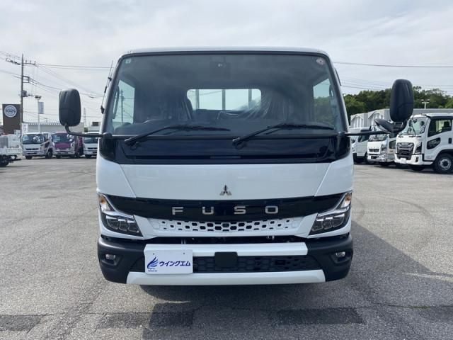MITSUBISHI CANTER 2024