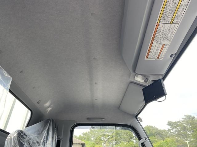 MITSUBISHI CANTER 2024