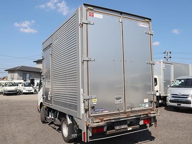 TOYOTA DYNA 2019