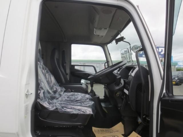 MITSUBISHI FUSOU FIGHTER 2020