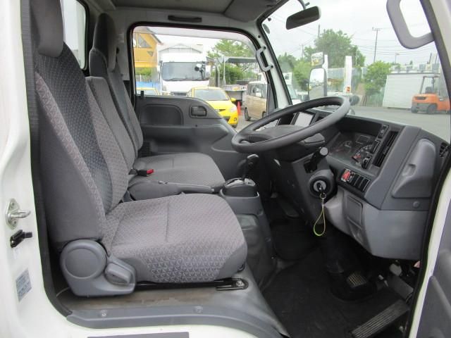 ISUZU ELF 2018