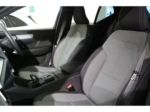 VOLVO VOLVO XC40 2023