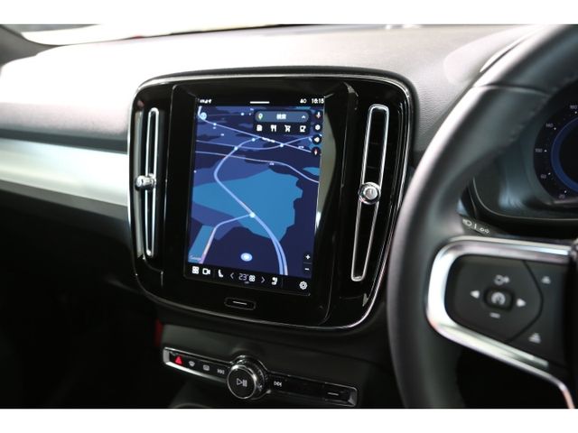 VOLVO VOLVO XC40 2023