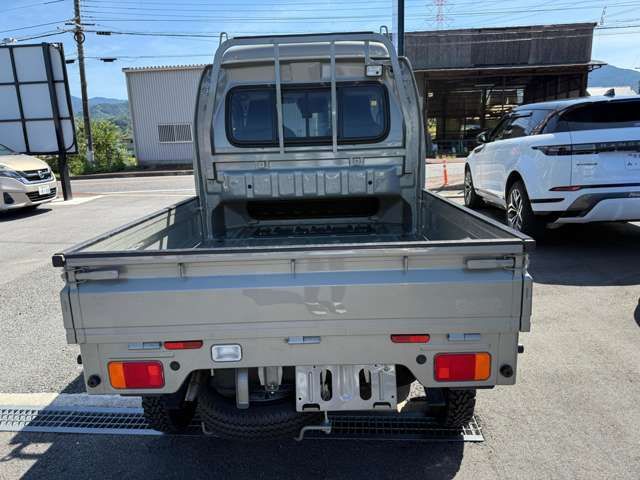 SUZUKI CARRY truck 4WD 2023