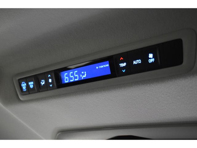 TOYOTA ALPHARD 4WD 2019