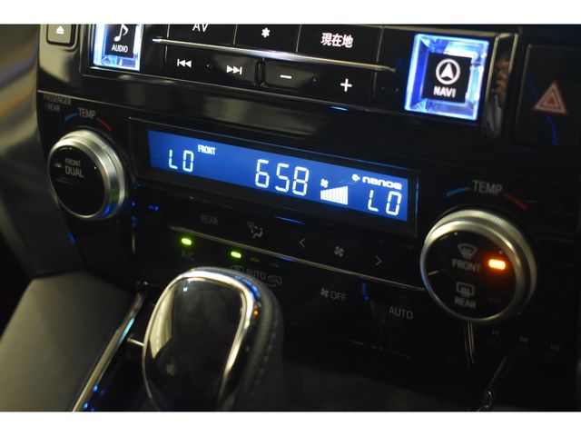 TOYOTA ALPHARD 4WD 2019