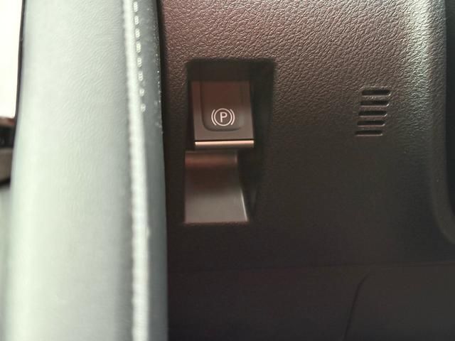 TOYOTA LEXUS IS300h 2025