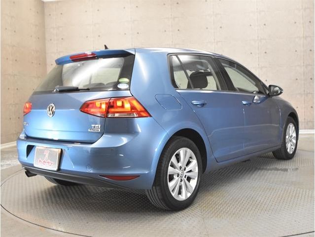 VOLKSWAGEN VOLKSWAGEN GOLF 2015