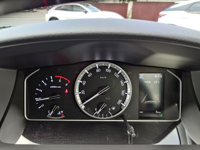 TOYOTA HIACE van 2WD 2025