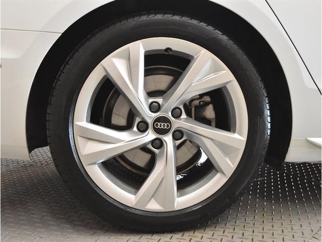 AUDI AUDI A4 AVANT 2021