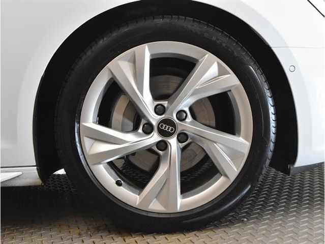 AUDI AUDI A4 AVANT 2021