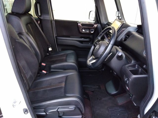 HONDA N BOX CUSTOM 2018