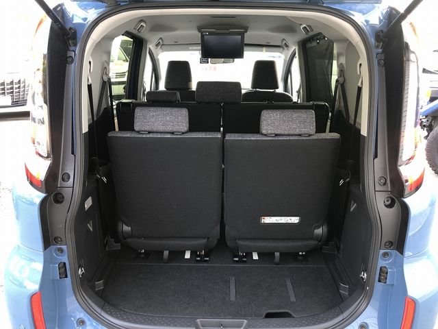 TOYOTA SIENTA HYBRID 2022