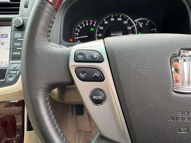 TOYOTA CROWN sedan 2012