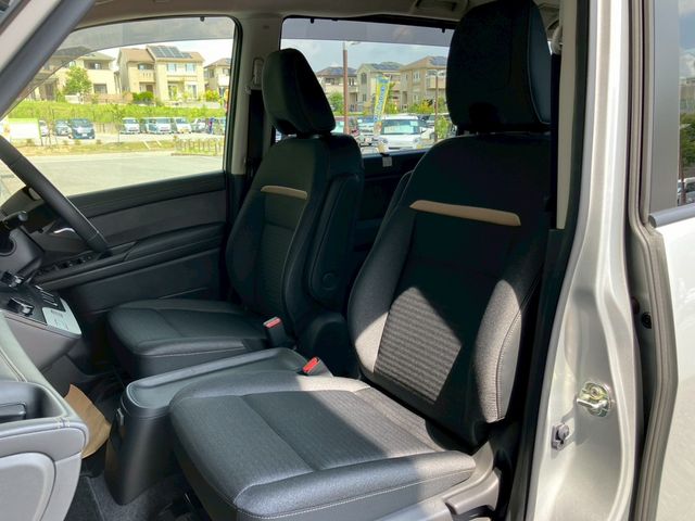 NISSAN SERENA  WG 4WD 2024