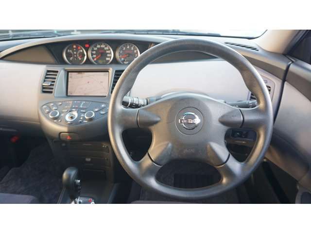 NISSAN PRIMERA 2001