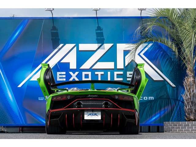 LAMBORGHINI LAMBORGHINI Aventador Roadster 2021