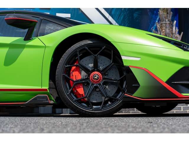 LAMBORGHINI LAMBORGHINI Aventador Roadster 2021