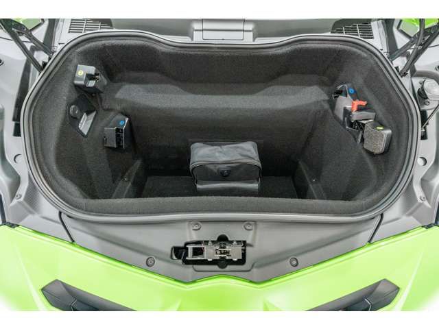 LAMBORGHINI LAMBORGHINI Aventador Roadster 2021