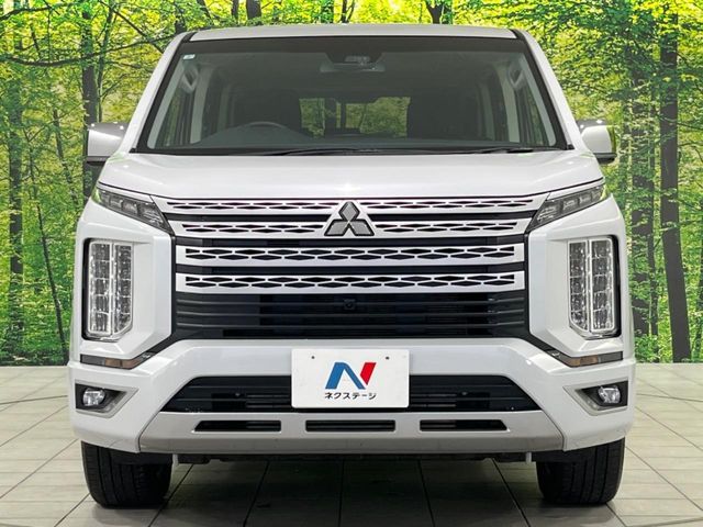 MITSUBISHI DELICA D:5 4WD 2024