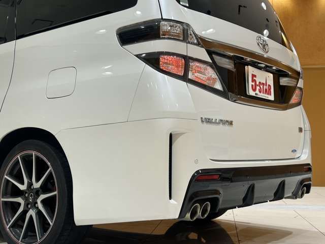 TOYOTA VELLFIRE 2014